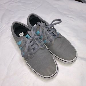 BARELY WORN: grey and turquoise adidas shoes